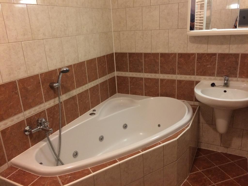 Hotel Filippi Ždírec nad Doubravkou Zewnętrze zdjęcie